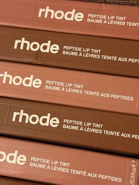 NEW LE RHODE Peptide Lip Tint Honey Mango